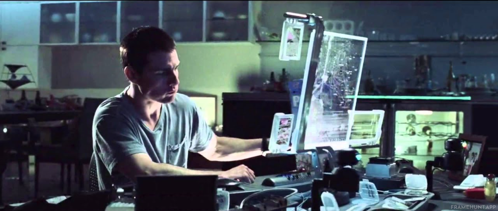 John Anderton's digital cereal box features an interactive character animation that maps out his upcoming escape sequence. in Minority Report
