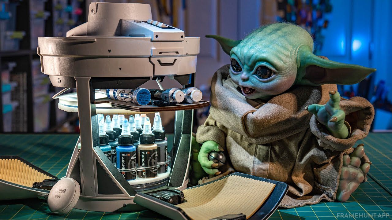 The Client stores his valuable Beskar steel inside a Camtono, which is actually an ice cream maker. in The Mandalorian