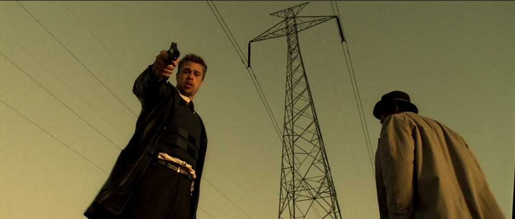 The number 7 appears hidden in the background of almost every scene. in Se7en